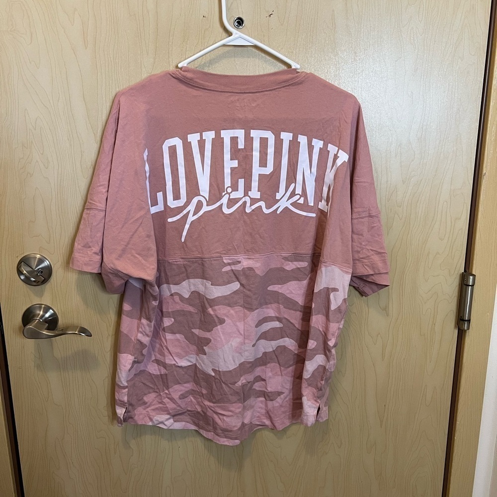 VS pink Camo T-shirt